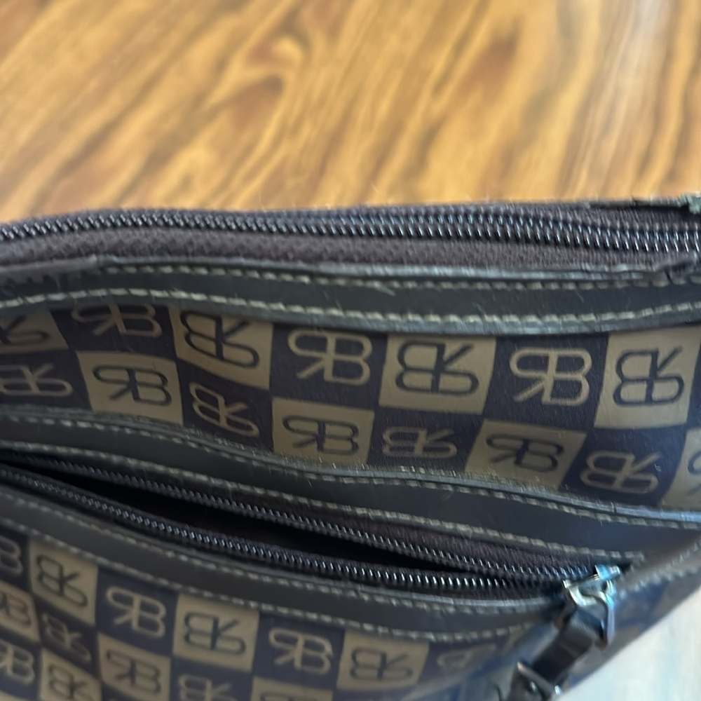 RENATO BALESTRA purse in great used condition - Picture 7 of 16